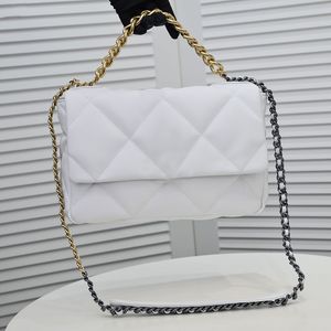 2022Ss 19 Jumbo Classic Flap White Quilted Bags Two-tone Chain Crossbody Shoudler Large Capacity Tote Handbags Luxury Designer Outdoor Sacoche Pocket 30CM