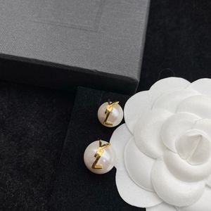 Pearl Kearing Designer Takı Lüksler Kadınlar İçin Küpe Küpe 925 Gümüş Boucle Studs Mektuplar Çemberler Aşk Küpeleri Düğün Mükemmel Hediyeler