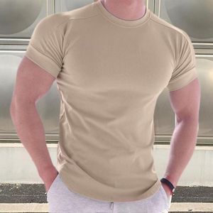 メンズTシャツ夏のTシャツoネックソリッドカラースキンタッチスウェット吸収スリムフィット通気性プルオーバーシンプルなカジュアルメンズトップス男性服