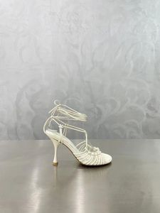 Avrupa lüks kadın ayakkabı moda terlik dokuma terlik sandalet vizon süet yumuşak elmas mektup tasarım 5 cm topuk yüksek çok renkli kadın ayakkabı