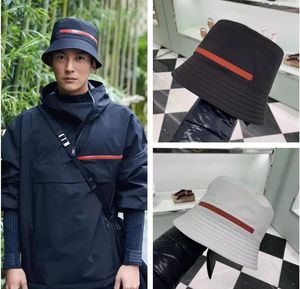 Lyxiga buckethattar i nylon för kvinnor och män Modedesigner Herr Dam Svart Vit Fiskarhatt med bred brätte utomhussolkepsar Streetwear Dropship