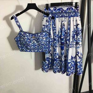 Vestido de dos piezas Diseñador para mujer Knitt Chándales Thin Denim -Pieza Traje Diseño Retro Marca Carta Emroidery Camisa Falda de longitud media 0PB3