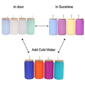 Duas funções 16 oz vidro de sublimação pode frio UV cor de vidro mudança copo sensor de luz solar copos para beber com tampa de bambu e estoque de palha