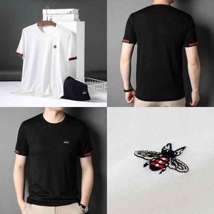 High end fashion little bee embroidery knitted T-shirt men's round neck short sleeve summer new loose leisure high quality top Y220606