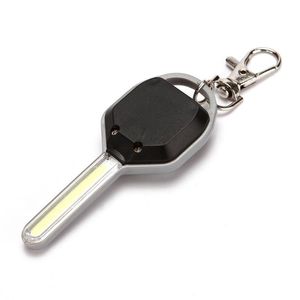 Porte-clés En Forme De Lampe achat en gros de Keychains Mini LED Light Key Forme Keychain Lampe Torch Rague de camping d urgence Gracieux CHEECHAINSE