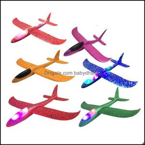 LED Toys voadores Presentes iluminados 48cm Big Foam Plane Aircraft Hand Lan￧amento de arremesso de avi￣o inercial Children Modelo 10 PCs / lote inteiro