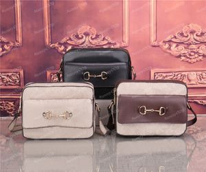 Mode nya lyxiga korskroppar Block Pack Designer Diagonal Buckle Bag File Package Sling Bag Vintage Canvas Ladies Wallet