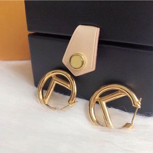 2022 Luxury Stud Fashion Earrings Designer For Women Simple Classic Letters Gold Earrings Anniversary Wedding Party Gift High Quality Jewelry