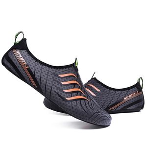 Scarpe da spiaggia unisex Calzini da immersione antiscivolo Quick Dry Piscina Surf Snorkeling Calzino Pinne da nuoto Pinne Scarpa per sport acquatici 220623