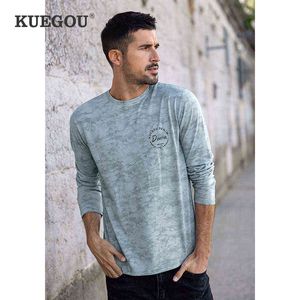 KUEGOU 2022 Autumn New Fashion Streetwear Camouflage Tshirt High Quality Long Sleeve T-Shirt Men Plus Size Tops 60028 T220808