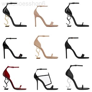 مصمم صندل Opyum High Heels Women Open Tee Stiletto Heel Classic Metal Letters Sandal Fashion Stylist With With Box Dust Bag