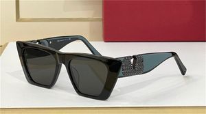 Nova Moda Design Mulheres Sunglasses 5002 Cat Eye Frame Summer Pop UV400 Lente Top Quality Protection Óculos Estilo Clássico