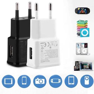 Bil 5V 2A EU-kontaktadapter USB-väggladdare för Samsung iPhone Xiaomi Mobiltelefon Laddare till iPad Universal Travel Ac Power Charger