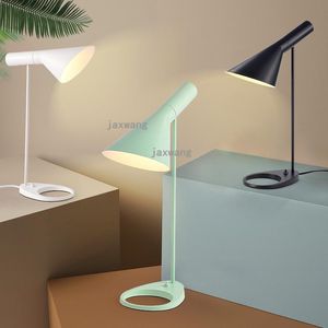 Tischlampen Lampe Loft Schlafzimmer Nacht Design Studie Nordischer Schreibtisch kreativ dekoratives Wohnzimmer Horn Licht Home Deco Kildfalle