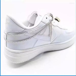 Cavigliere 2022 strass lacci delle scarpe nappa 1 pendente catena di scarpe accessori braccialetto di cristallo di lusso da donna decorazione sneaker fai da te Roya22