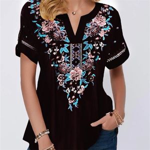 Plus storlek 4xl 5x Pullovers Blus Shirt Boho Print Lace Splice Women's Tops V-Neck Loose Casual Summer Female Tee Shirt 21302