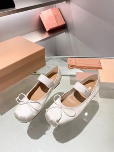 Moda di alta qualità nuova testa tonda antiscivolo scarpe da mamma fiocco decorativo bttom comode scarpe da ballo a fondo piatto seta importata misura standard 35-40