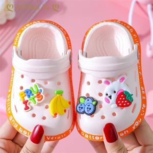 صنادل الأطفال للبنين فتيات الرسوم المتحركة أحذية الصيف الصيفية الوجه Flip Flops Kids Home Slippers Beach Swimming Slippers 220621