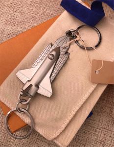 Projektanci marka Bieciki Wysokiej jakości kobiety Mężczyźni Modna ręcznie robiona klęcznik samolotowy Kształt Stylowa klamra Słynna projektant luksusowy pierścień z torbą na klucz