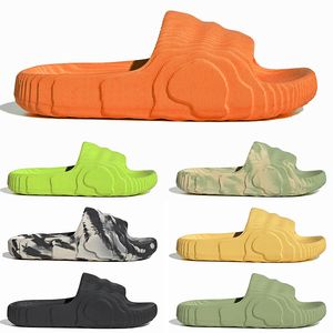 Adilette 22 glider kvinnor herr tofflor skum gummisandaler mörkbrun glidbanor magi lime st svart öken sand grå grön summer pantoufle scuffs sandal storlek 45