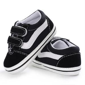 Baby Crib Shoes Newborn Baby Girl Boy Soft Sole Shoe Anti Slip Canvas Sneaker Trainers Prewalker Black White 0-18M234R