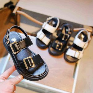 Fashion Kids Summer Shoes Metal Buckle Solid Gladiator Sandaler för flickor Bekväm krok Loop Anti Slip Beach Barn Sandaler G220523