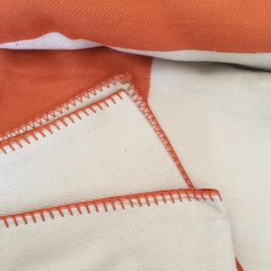 Blanket Luxury Brand Brev Scarf Soft Wool Plaid Cover Warm Shawl Bedspread Fleece Knit filtar kasta sofflock