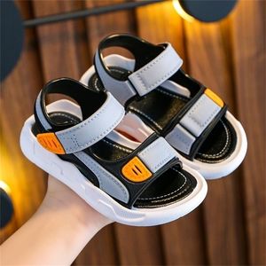 Koreanische Version der rutschfesten weichen Unterseite für Kinder, Strandschuhe für kleine, mittelgroße und große Jungen, Baby-Sandalen, Schuhe für den Außenbereich, 220711