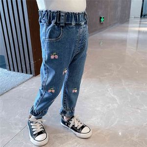 Девочки джинсы вишневые джинсы девочка вышивая детские джинсы девочки девчонка капуста в стиле малышская одежда 210412