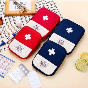 Portable First Aid Medical Kit Travel Outdoor Camping Useful Mini Medicine Storage Bag Campings Emergency Survival Bag Pill Case