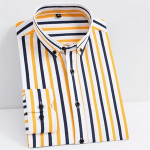 Moda męska Non-Iron Stretch Soft Casual Paski Koszule Koszulki Z Długim Rękawem Standardowy Dopasowany Młodzieńczy Koszula przycisków 220323
