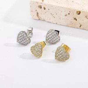 Bling Heart Studs dla kobiet i mężczyzn Wysokiej jakości 18 -karatowe złoto z lodowaną CZ Stone Kamienne Cubic Cydring Studs Hip Hop Fashion Biżuter