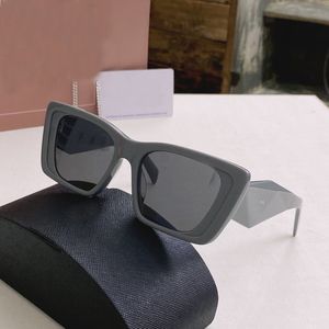 Tasarımcı Güneş Gözlüğü Zarif Gözlük Moda Kadın Kadın Üçgen Yüksek Kaliteli Polarize Gözlük P Güneş Gözlükleri Vintage Drive Kutusu 22060905R