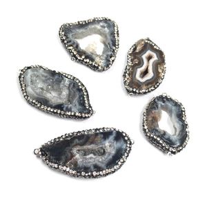 Colares pendentes de pedra natural gemas de gemas irregulares conectores de diamante de diamante artesanato artesanal acessórios de colar vintage tamanho 15x30-20x40mm