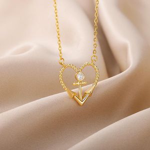 Chains Hollow Arrow Spiral Heart Necklaces For Women Stainless Steel Plated Zircon Cross Pendant Necklace Aesthetic Jewelry GiftChains