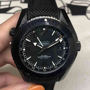 Watches Wrist Luxury Fashion Designer Automatisk mekanisk fyra stift Electric Black Full Automatic HS028 MENS