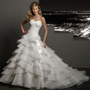 Simple Strapless Wedding Dresses Sweetheart Sleeveless Bridal Gowns Layered Ruffles Back Lace Up Robe de mariee Custom Made