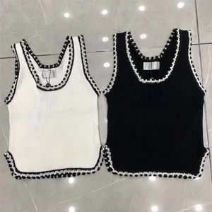 Spring Woman's Vest Skinny Knitting Wool Short Tops Tank Design 2 Colors Sexy Casual Base Tanks 220318