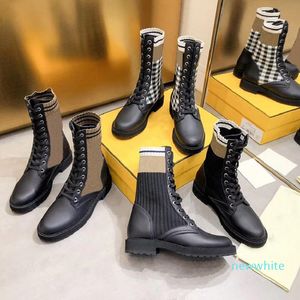Womens Designer Boots Silhouette Ankle Martin Boots Stretch Heels Winter Shoes Chelsea Motorcycle Riding Women4