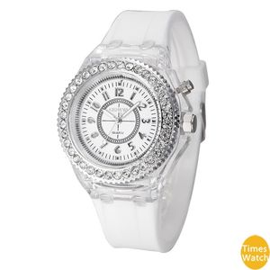 Drop 10 pz Led Flash Orologio luminoso Tendenze della personalità Studenti Amanti Jelly Donna Orologi da uomo 2 colori 220407