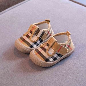 Vårbarn tjejer söta kanfas skor polka dots tryckta småbarn barn casual platta skor storlek 16-