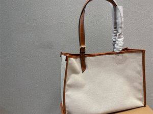 2022 Popüler Tuval Tote Çanta Lady Omuz Çantaları Tasarımcı Kadın Lüks Çantalar Yüksek Kaliteli Büyük Kapasiteli Alışveriş Kılıfları Deri kayışlı kadın cüzdan