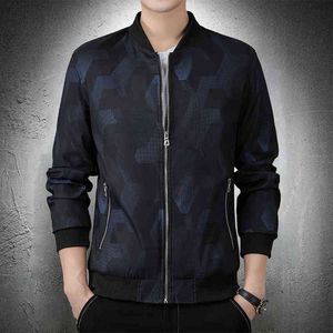 Spring Jacket Men Płaszcz Fashion Bomber Kurtka Lekka Mężczyzn Men Streetwear Korean Style Slim Fit Jackets Cienki płaszcze męskie 2022 Y220803