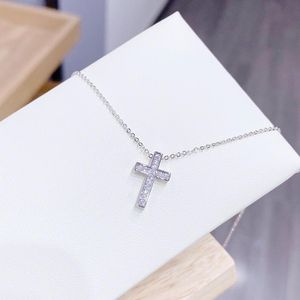 Chains Fashion Cubic Zircon Cross Choker Necklace Sliver Color Small Pendant For Women Man Party Wedding Jewelry GiftChains