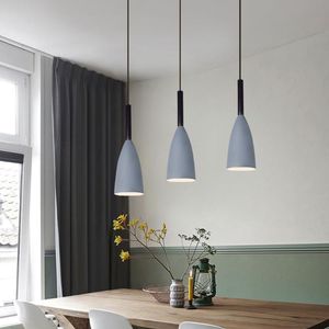 Pendelleuchten Nordic Einfache Massivholz Lichter Mehrfarbige Aluminium Lampenschirm Hängen Für Home Restaurant Bar EL Cafe DIY DecorPendant