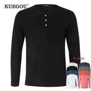 Kuegou 100%algodão roupas sólidas T-shirt de manga comprida camiseta básica Henley camiseta de alta qualidade Plus Tamanho ZT-88025 T220811