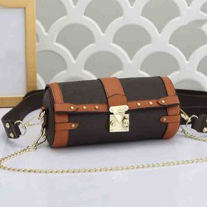 Ünlü marka tasarımcı çantaları moda kadın çanta zincir omuz crossbody çanta varil şeklindeki haberciler cüzdan