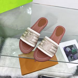2022 Designer Women Sandals Summer Luxury Flat Slippers Fashion Beach Woman Big Head Letters Slipper Flexo evolution slide