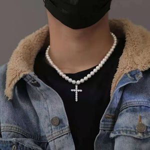 Colar de colar de pérolas europeias de pérolas homens mulheres modernas pingentes de hip-hop retro suéter de rua de rua retro colares de diamantes de clavícula