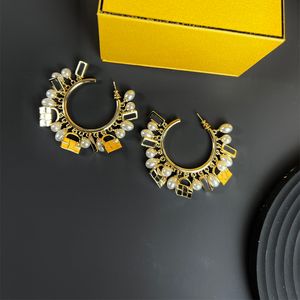 Designer-Armband-Ohrring für Frauen, Luxus-Schmuck, Perlen-Creolen, Gold-Armreif, F mit Box 2022